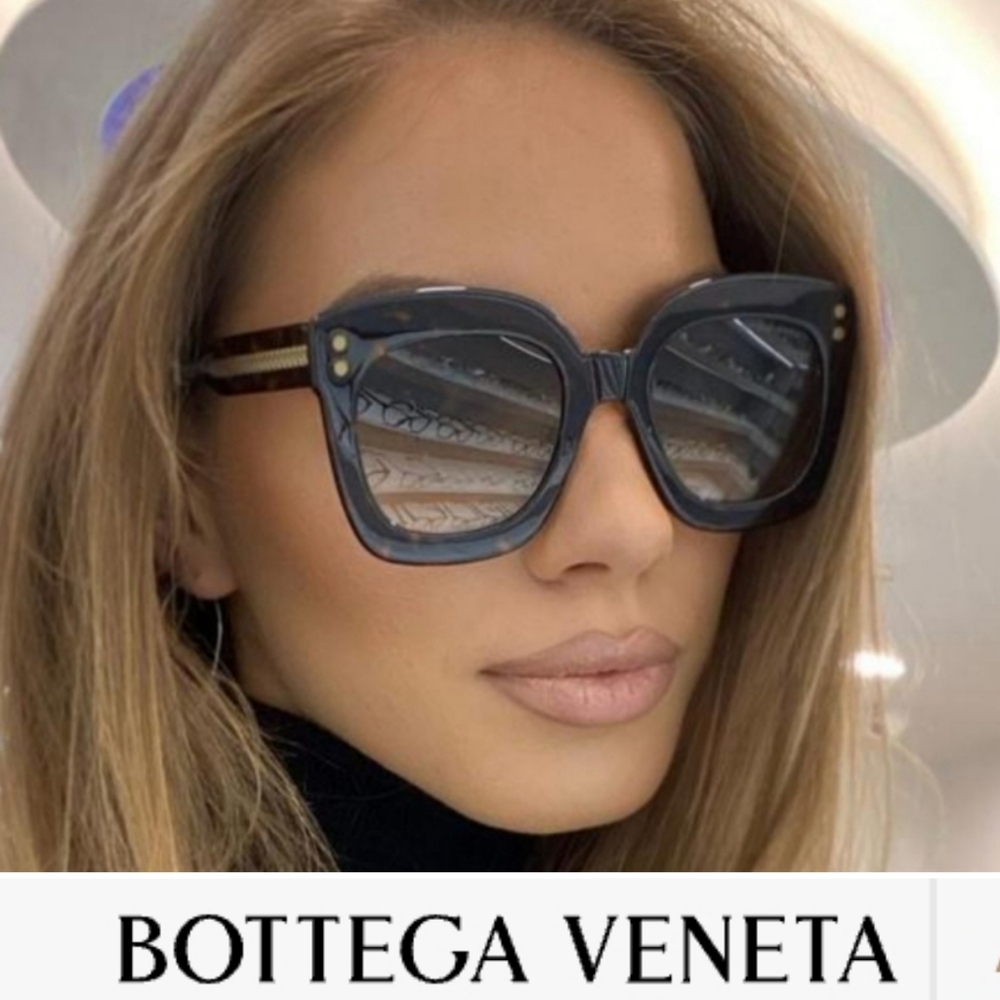 Bottega Veneta Crystal Havana Sunnies With Case & Cloth Made In Italy